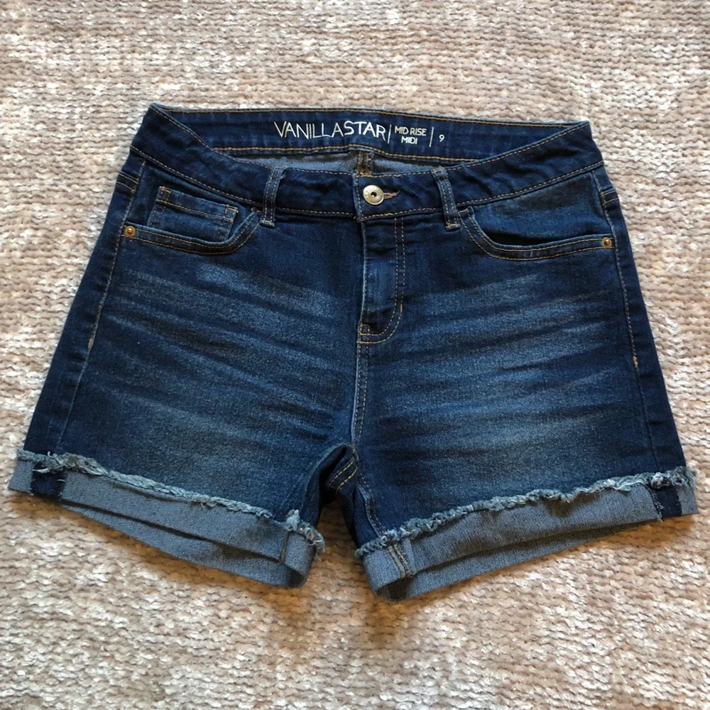 Vanilla Star Cuffed Dark Wash Mid Rise Midi Jean Shorts Size 9